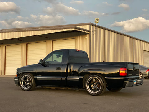 99-06 GM 2WD Complete Kit-Santis Tires &amp; Wheels